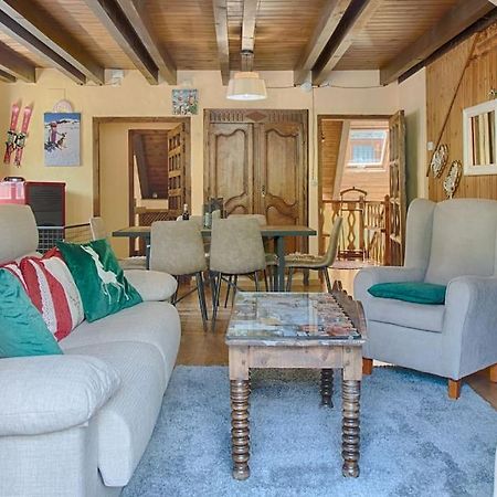 شقة Saplan Real Estate Casa Izadi بوسوست المظهر الخارجي الصورة
